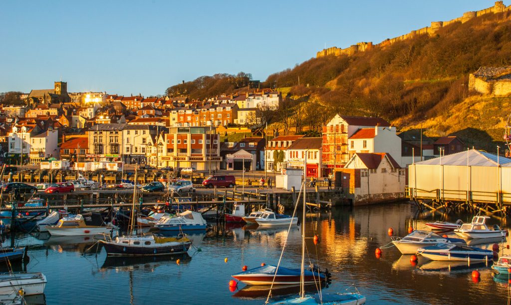 Yorkshire Visitors Guide - Scarborough Harbour.