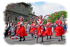 Malham-Morris-Dancing